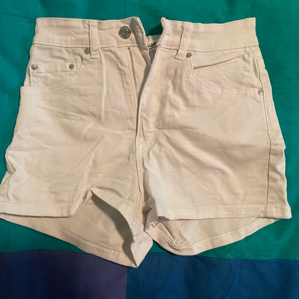 Pull&Bear Cream High Waist Shorts